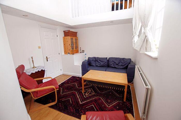 2 Bedroom Character Property For Sale In North Street, Gosport, PO12