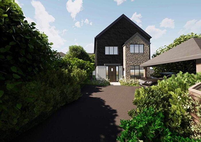 4 Bedroom Detached House For Sale In Newnham Road, Plymouth, PL7