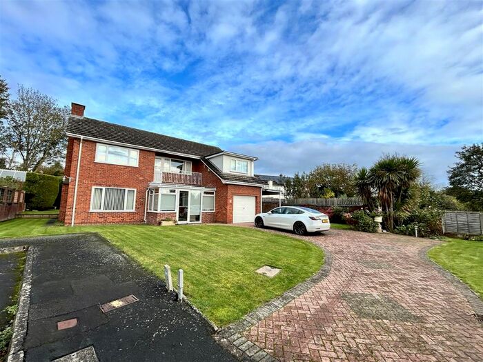 4 Bedroom Detached House To Rent In Stopford Close, Hereford, HR1