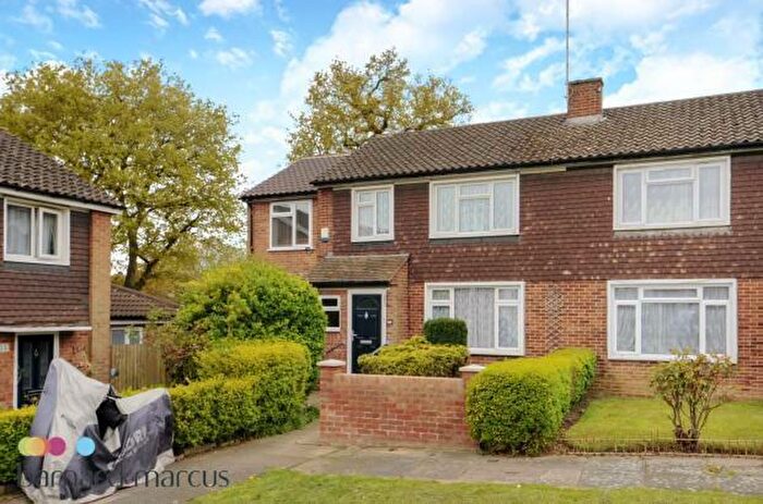 1 Bedroom House To Rent In East Crescent, London, N11