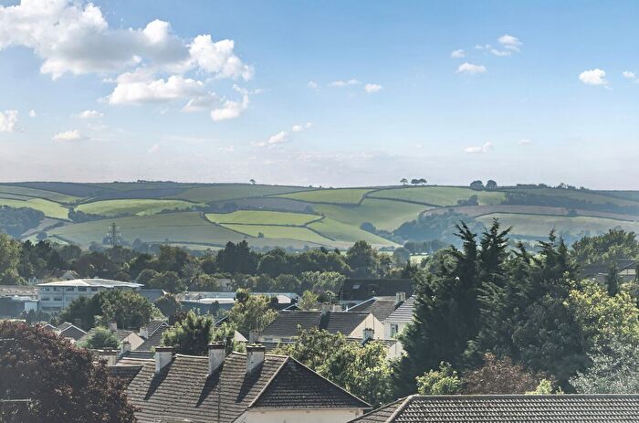 3 Bedroom Terraced House For Sale In Barton Close, Paignton, Devon, TQ3