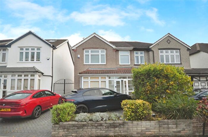 3 Bedroom Semi Detached House To Rent In Carlton Road, Gidea Park, Essex, RM2