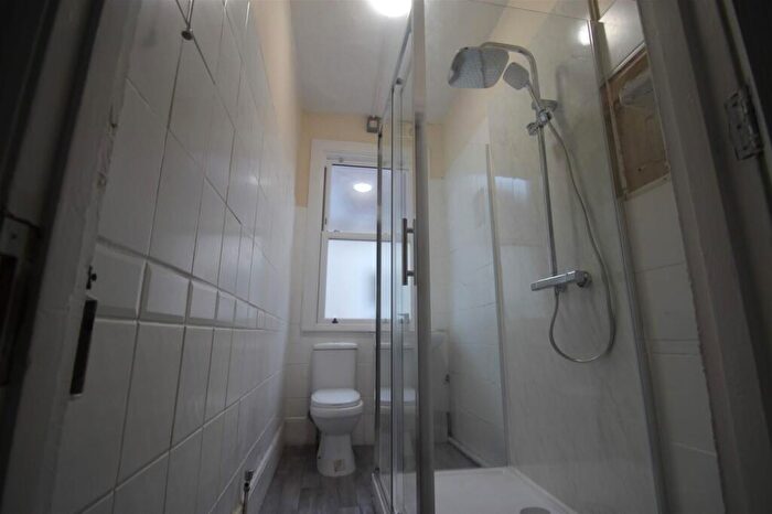 2 Bedroom House To Rent In Brynland Avenue, Bristol, BS7