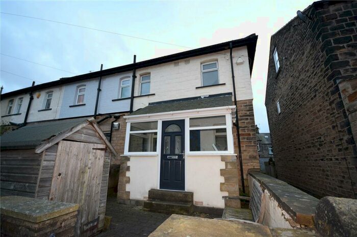 2 Bedroom Terraced House To Rent In Gladstone Road, Rawdon, Leeds, LS19