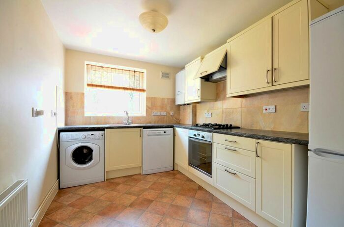 2 Bedroom Flat To Rent In Sudbury Hill, Harrow On The Hill, Harrow, HA1