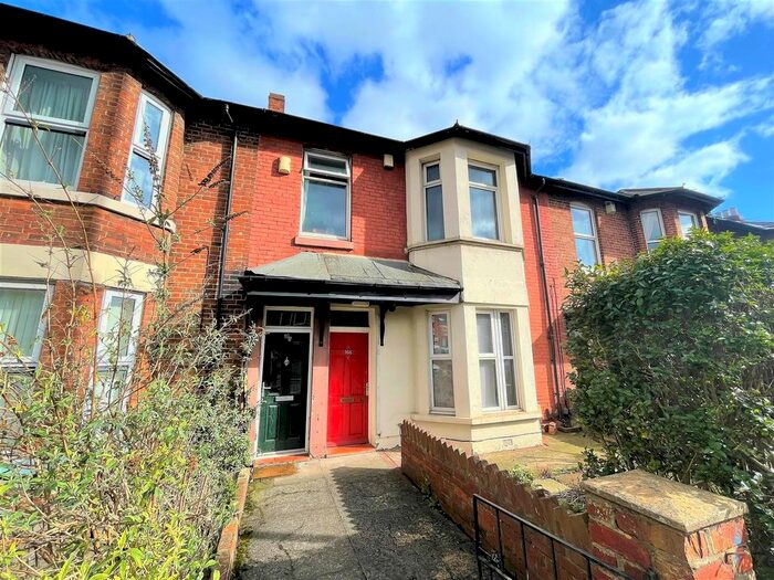 2 Bedroom Flat To Rent In Chillingham Road, Heaton, Newcastle Upon Tyne, NE6