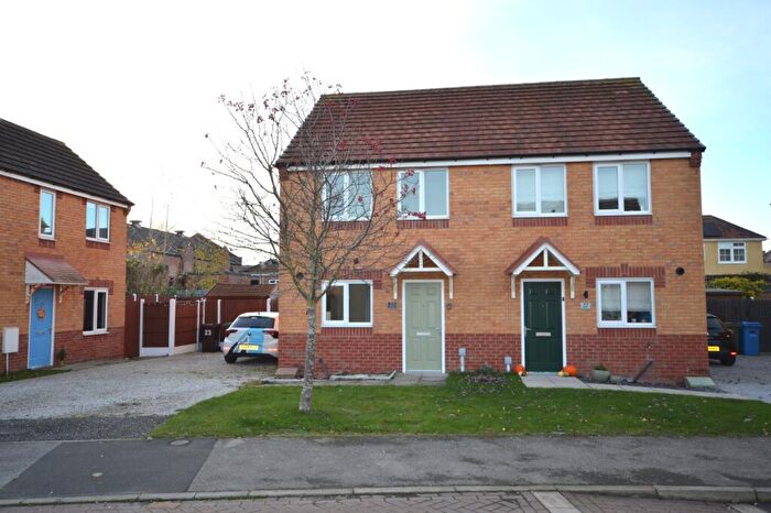 3 Bedroom Semi Detached House To Rent In Cemetery Road, Langold, Worksop, Nottinghamshire, S81