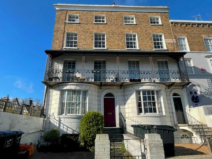1 Bedroom Flat To Rent In Stone Road, Broadstairs, CT10