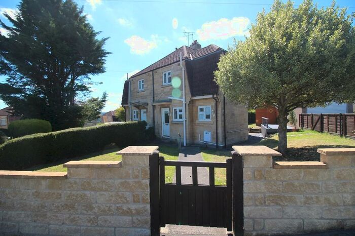 2 Bedroom Semi-Detached House To Rent In East Way, Bath, BA2