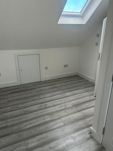 4 Bedroom Flat To Rent In Charlton Church Lane, London, SE7