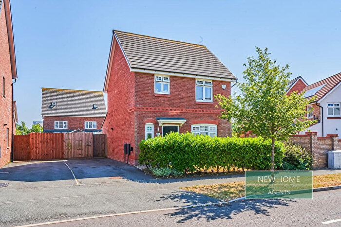 3 Bedroom Detached House For Sale In Sandhole Grove, Kirkby, Liverpool, L33