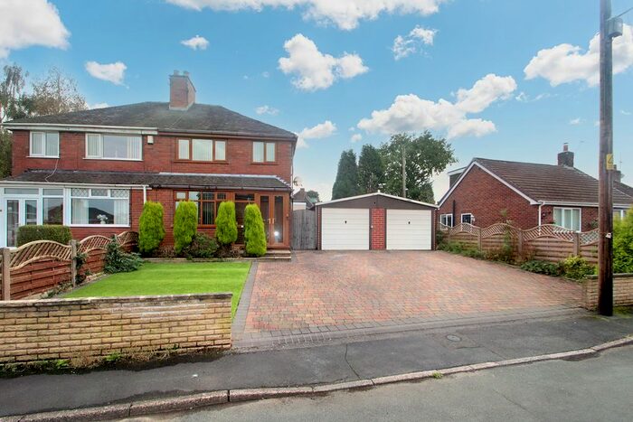 3 Bedroom Semi-Detached House For Sale In Meadow Close, Forsbrook, Stoke-On-Trent, ST11