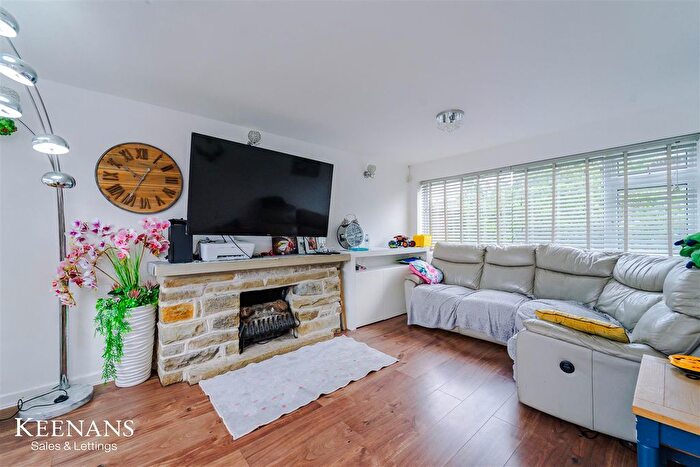 3 Bedroom Detached House For Sale In Lower Barnes Street, Clayton-Le-Moors, BB5