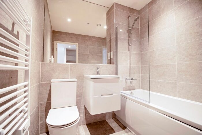 1 Bedroom Flat To Rent In York Place, Leeds, LS1