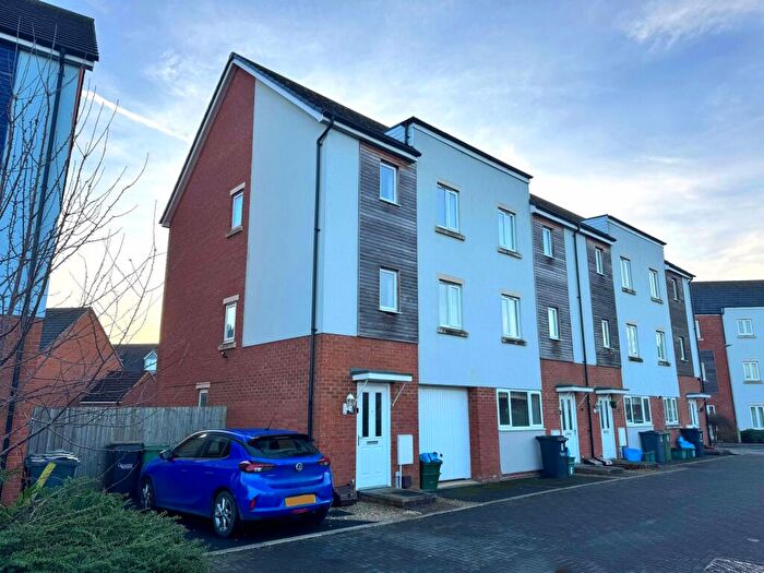 3 Bedroom End Of Terrace House For Sale In Boscombe Down Kingsway, Quedgeley, GL2