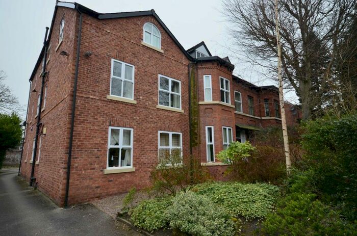 2 Bedroom Apartment To Rent In Eton Court, Queenston Road, Didsbury, Manchester, M20