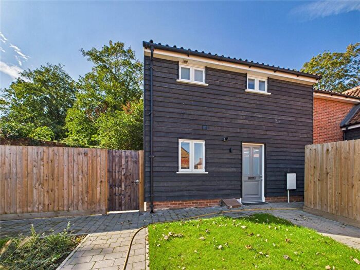 1 Bedroom End Of Terrace House For Sale In Spread Eagle Mews, Witham, Essex, CM8