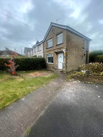 1 Bedroom Semi Detached House To Rent In Dalcross Grove, Bradford, BD5