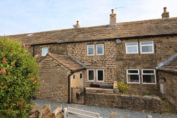 2 Bedroom Cottage For Sale In Middle Redcar Farm Cottage, Whitley Head, Steeton, Keighley, BD20
