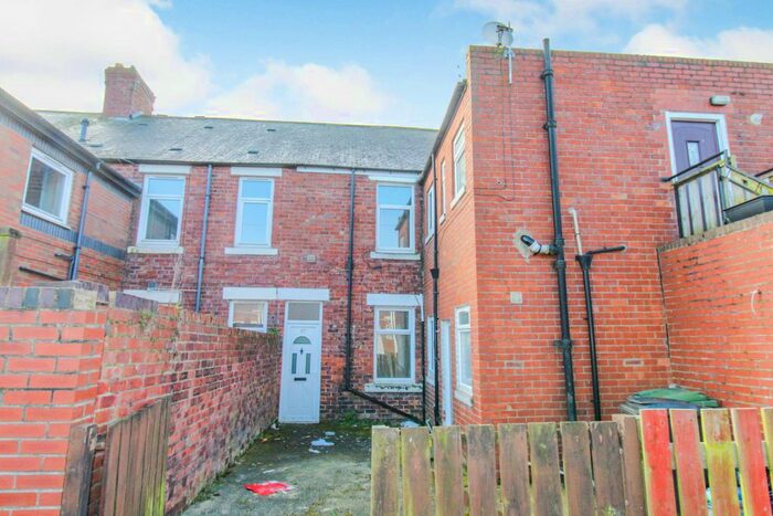 2 Bedroom Flat To Rent In Castle Terrace, Ashington, NE63