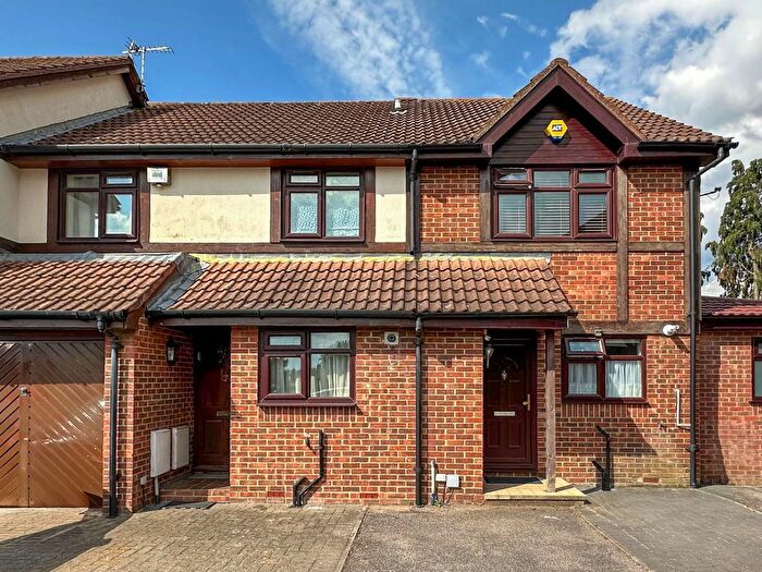 4 Bedroom Property For Sale In Regents Close, Hayes., UB4