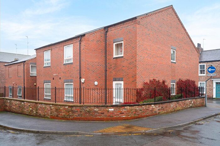 2 Bedroom Flat For Sale In Lowther Street, York, YO31