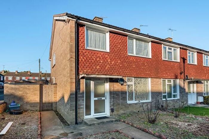 3 Bedroom End Terrace House To Rent In Kendall Crescent, North Oxford, OX2