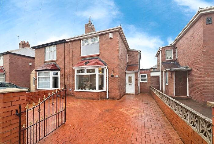 3 Bedroom Semi Detached House For Sale In Lynn Road, Wallsend, NE28