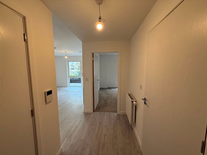 1 Bedroom Flat To Rent In Harrow View, Harrow, HA1
