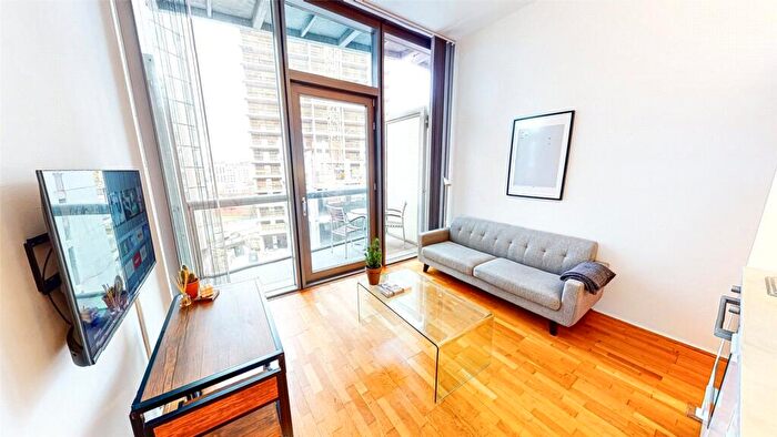 Apartment To Rent In Abito, Greengate, Salford, M3