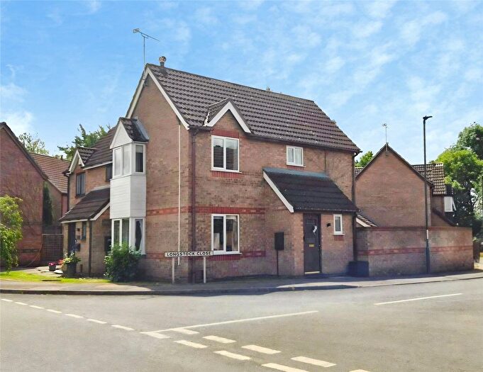 3 Bedroom Semi Detached House For Sale In Longstock Close, Oakwood, Derby, Derbyshire, DE21