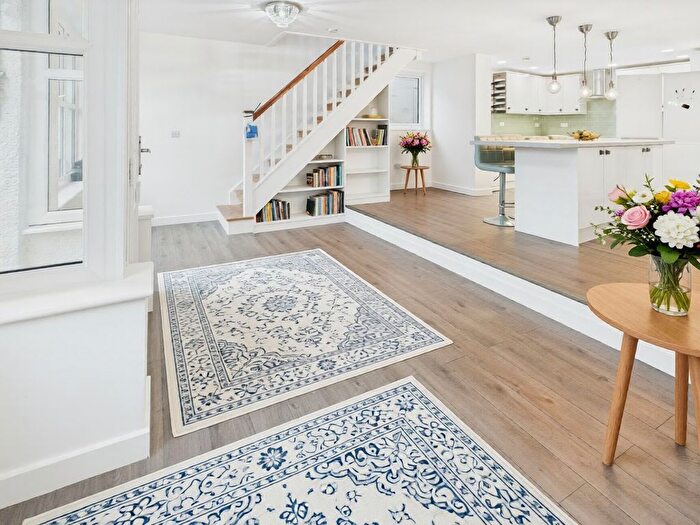 4 Bedroom Cottage For Sale In Porthallow, St Keverne, Close Proximity To The Beach, TR12