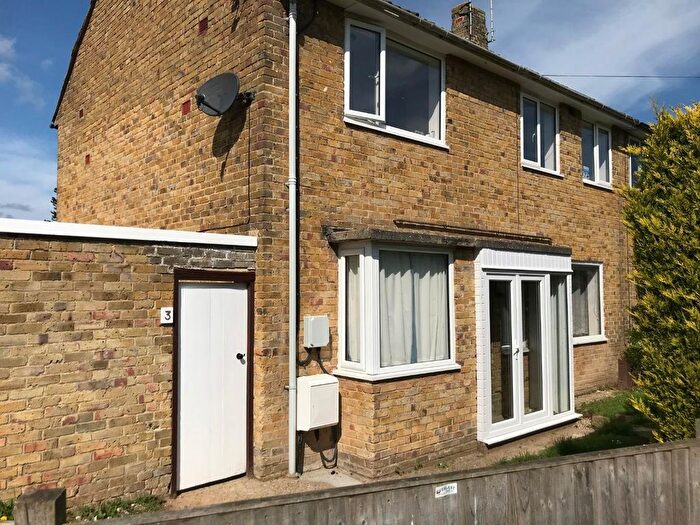 2 Bedroom Flat To Rent In Sussex Walk, Canterbury, Kent, CT1