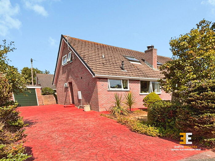 2 Bedroom Semi-Detached House For Sale In Maes Dolfor, Llanfairfechan, LL33