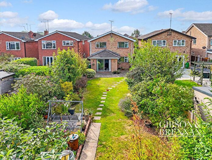 4 Bedroom Detached House For Sale In Alexandra Road, Rochford, SS4