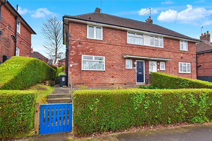 3 Bedroom Semi Detached House For Sale In Broadlea Crescent, Leeds, West Yorkshire, LS13