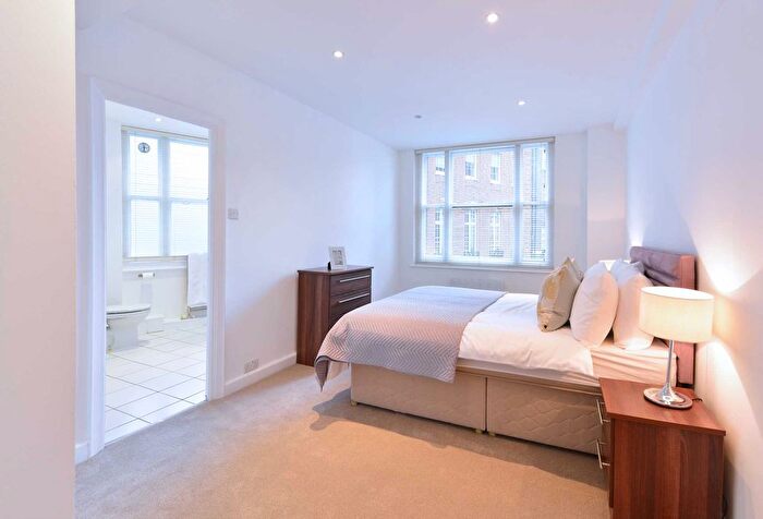 1 Bedroom Flat To Rent In Mayfair, London, W1J