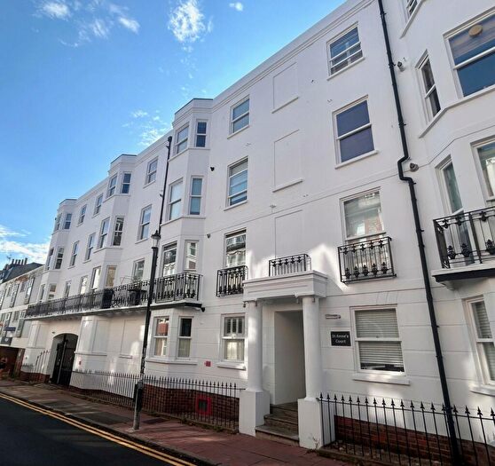 2 Bedroom Apartment To Rent In St Annes Court, Burlington Street, Brighton, BN2