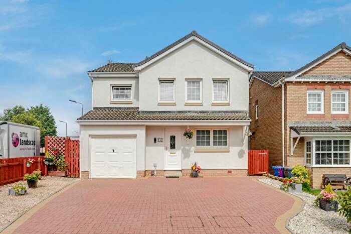 4 Bedroom Detached Villa For Sale In Renton Park, Lawthorn, Irvine, KA11