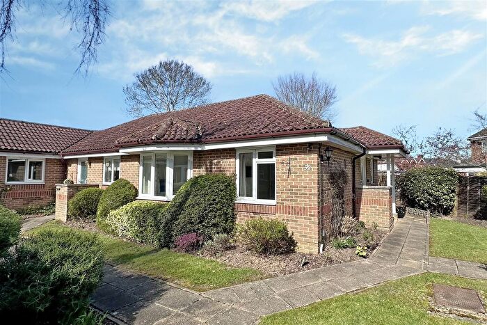 1 Bedroom Property For Sale In Allingham Court, Farncombe, GU7