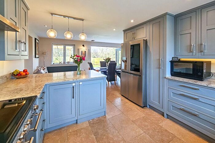 5 Bedroom Detached House To Rent In Azerley Grove, Harrogate, HG3