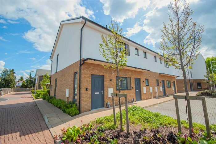 1 Bedroom Maisonette To Rent In Goldlay Gardens, City Centre, Chelmsford, CM2