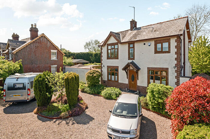 3 Bedroom Detached House For Sale In Aylestone Hill, Hereford, HR1