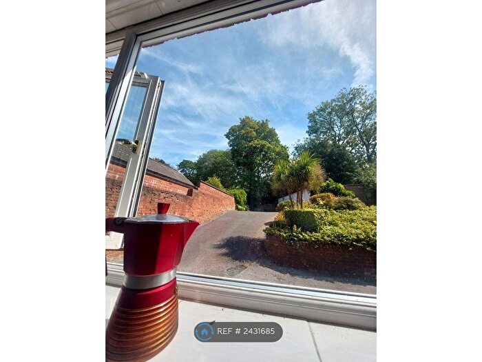 2 Bedroom Flat To Rent In Wheeleys Road, Birmingham, B15