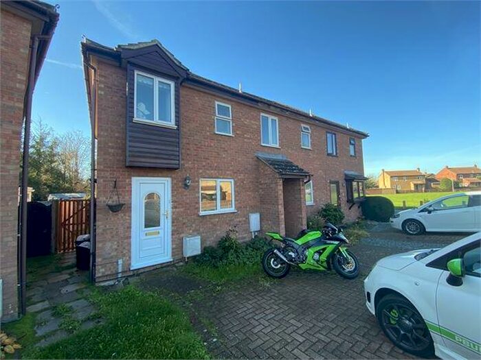 2 Bedroom End Of Terrace House To Rent In Chatsworth Road, West Mersea, CO5