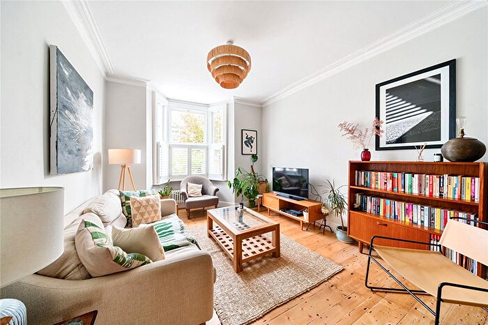 3 Bedroom Terraced House For Sale In Seaford Road, London, N15