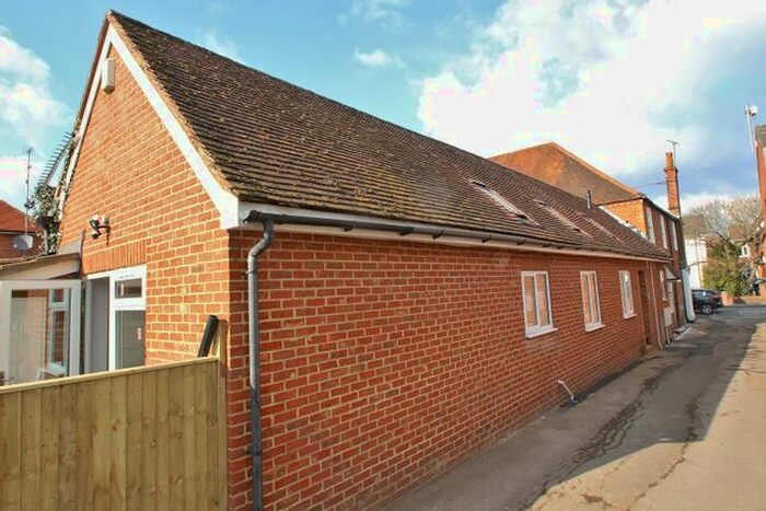 2 Bedroom Terraced Bungalow To Rent In Reading Road, Pangbourne, Reading, RG8