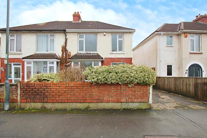 3 Bedroom Semi-Detached House To Rent In Northville Road - Filton, BS7