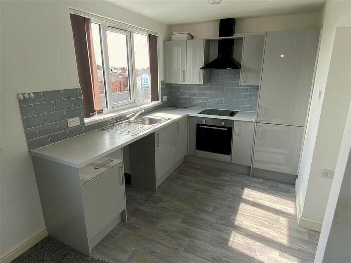 1 Bedroom Flat To Rent In Parliament Street, Goole, DN14