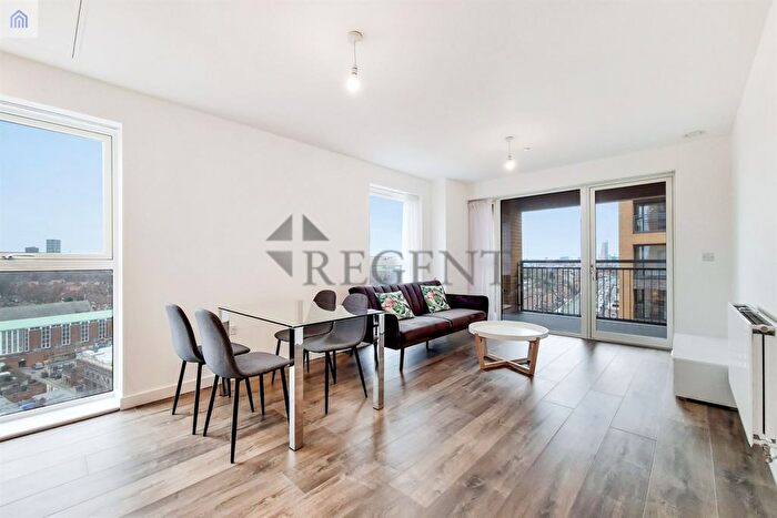 2 Bedroom Flat To Rent In Tidey Apartments, East Acton Lane, W3